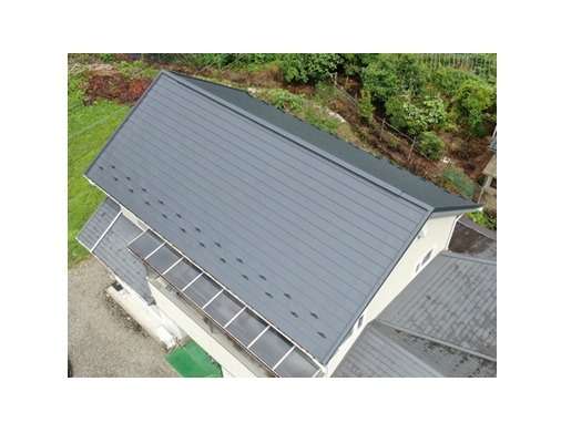 棟包み板金の完成をもって完工です。