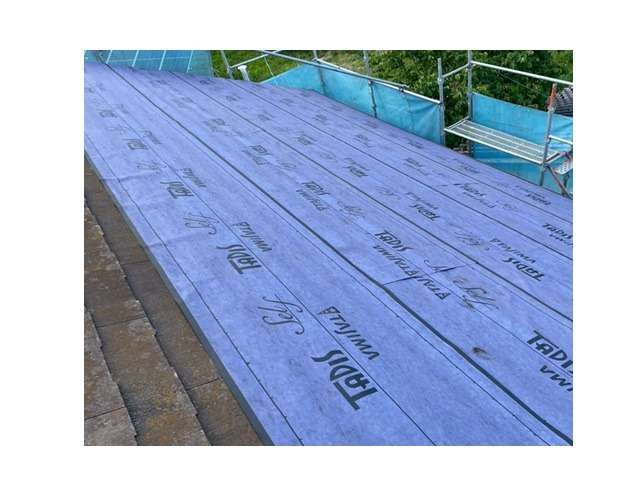 屋根カバー工事　ルーフィングです。